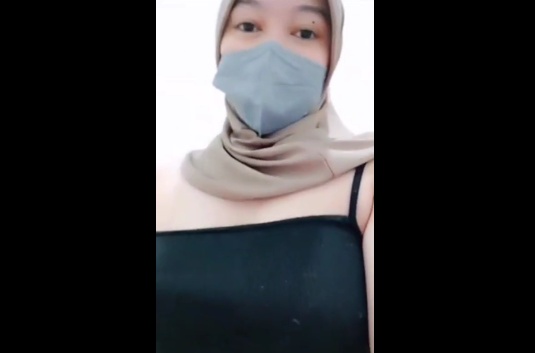 Video Viral Terbaru Hijaber Pakai Tengtop Membuat Pesona Baru